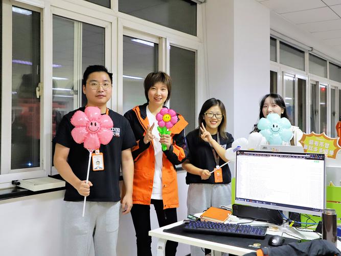 孙颖,公司经营范围包括:软件开发及信息咨询服务;食品(按